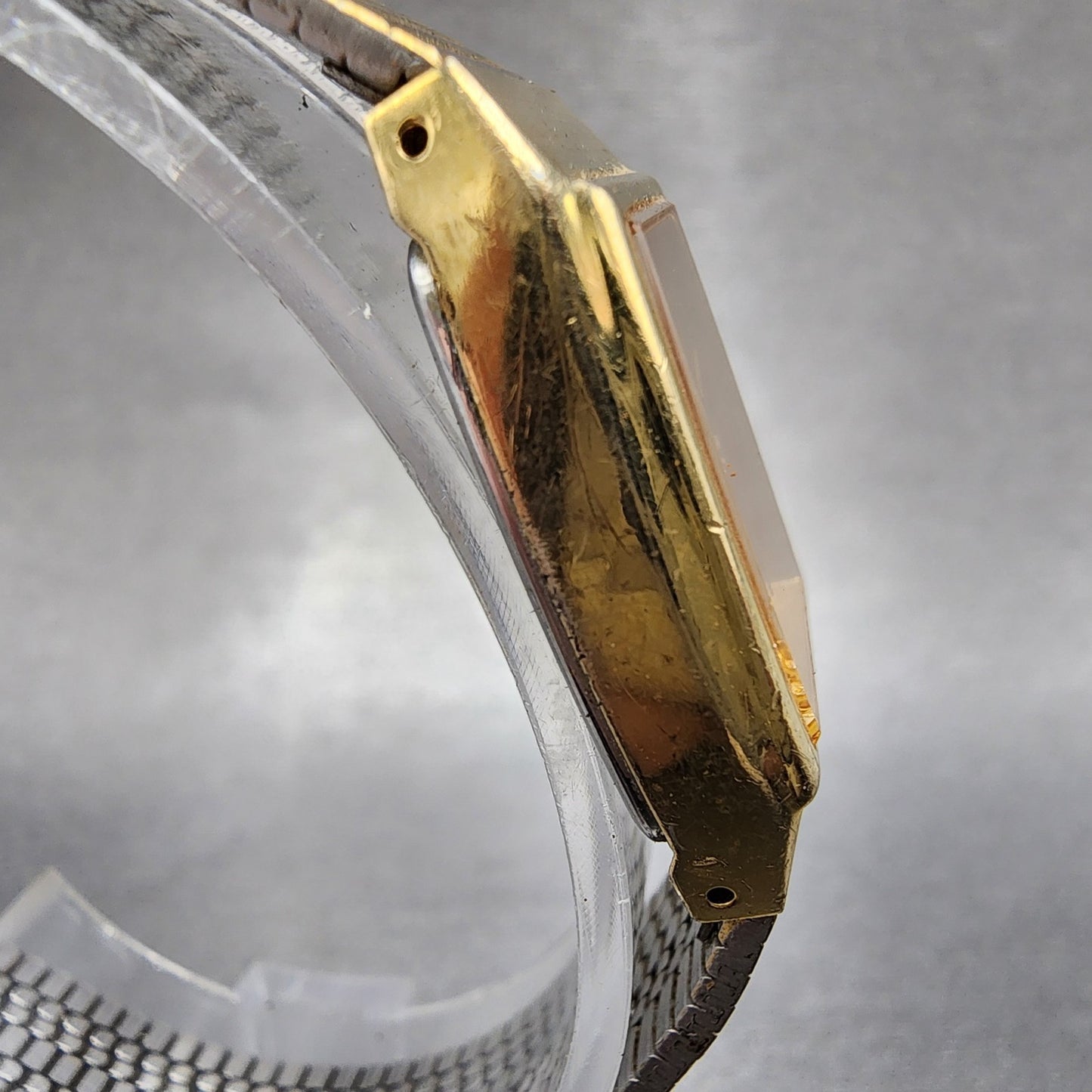 Seiko Watch Women 19mm Champagne Dial Gold Tone Rectangle 8Y215020 New Batt B123