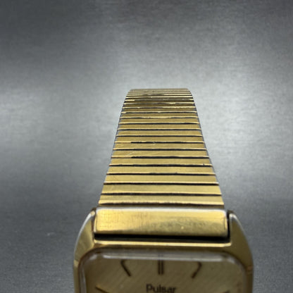 Seiko Pulsar Tank Watch Men 27mm Champagne Dial Gold Tone Y101-5329b New Batt HQ4