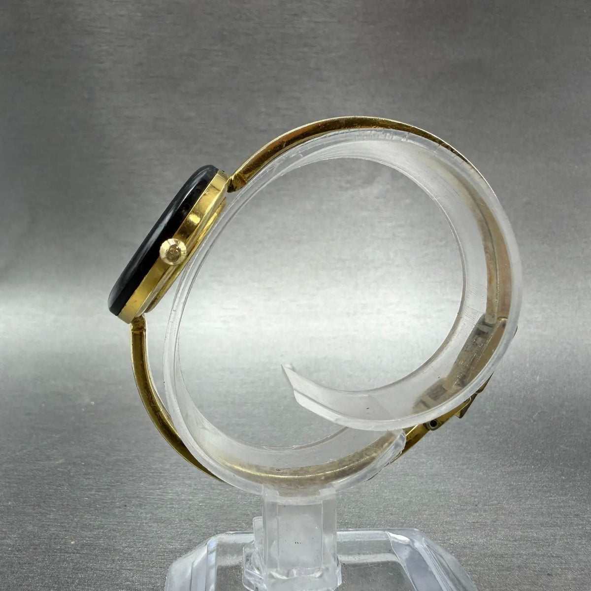 Gucci 1100L Watch Women 26mm White Dial Gold Plated Round Bezel New Battery VTG6