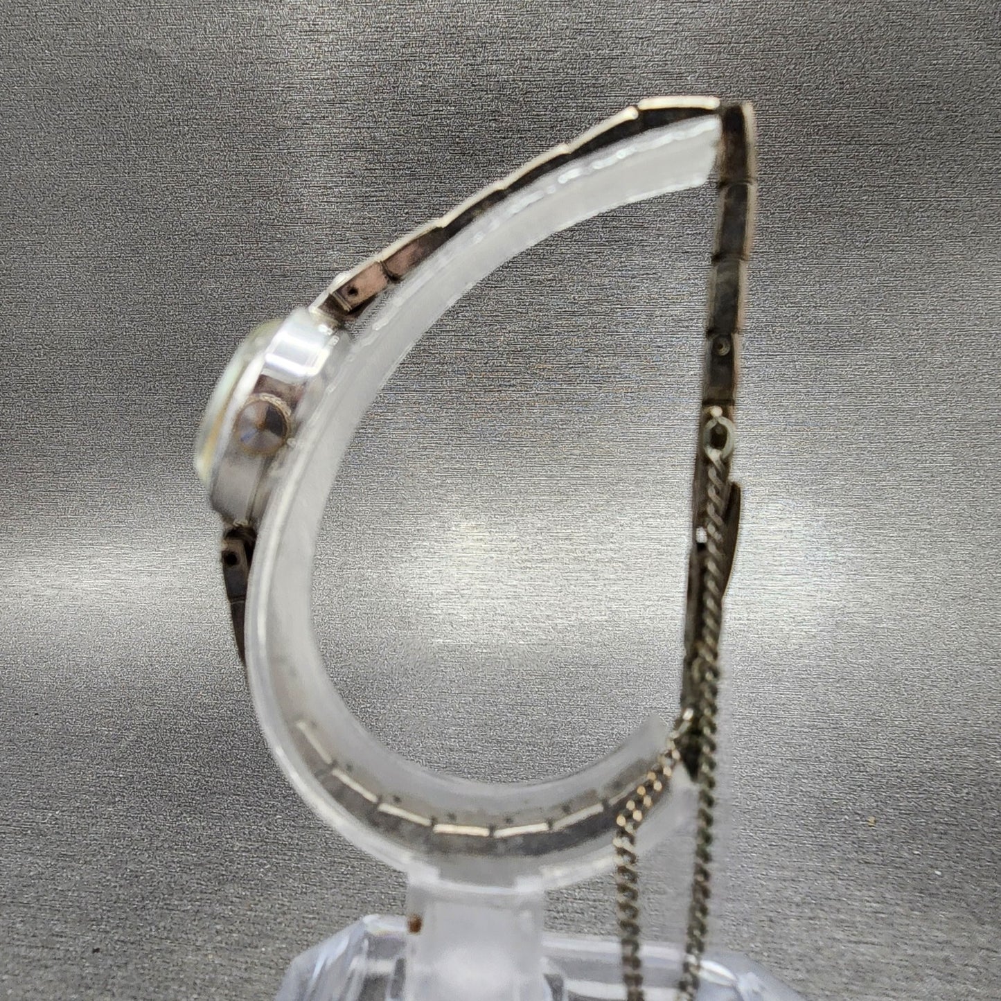 Seiko Solar Watch Women 14mm White Dial Silver Tone Round 1081906