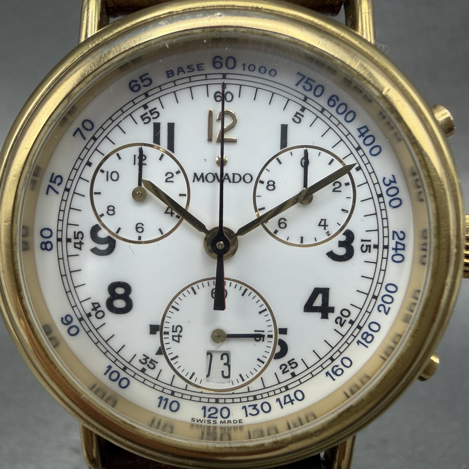 Movado Chronograph Watch Men 38mm White Dial Gold Tone Date 87.A5.860 New BattAB1