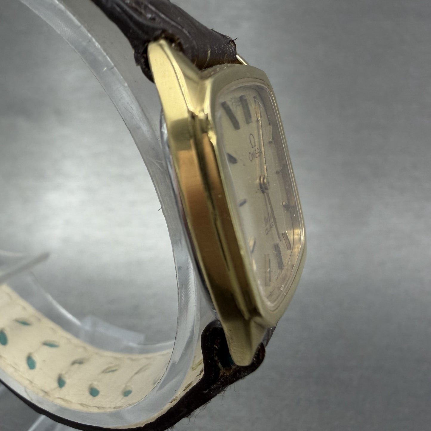 Omega De Ville Tank Watch Women 22mm Gold Dial Gold Tone Cal 1365 VTG PARTS4