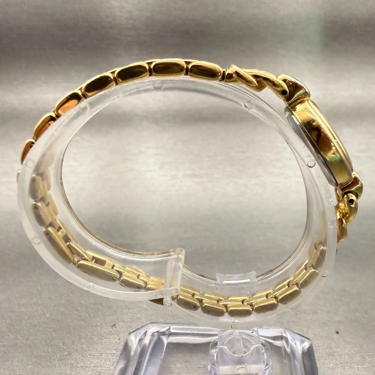 Citizen Elegance Watch Women 16mm Black Dial Gold Tone Oval 3220-326814 New Batt8