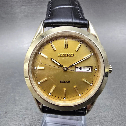 Seiko Solar Watch Men 37mm Champagne Dial Gold Tone Daydate Round V158-0AB0 Runs0