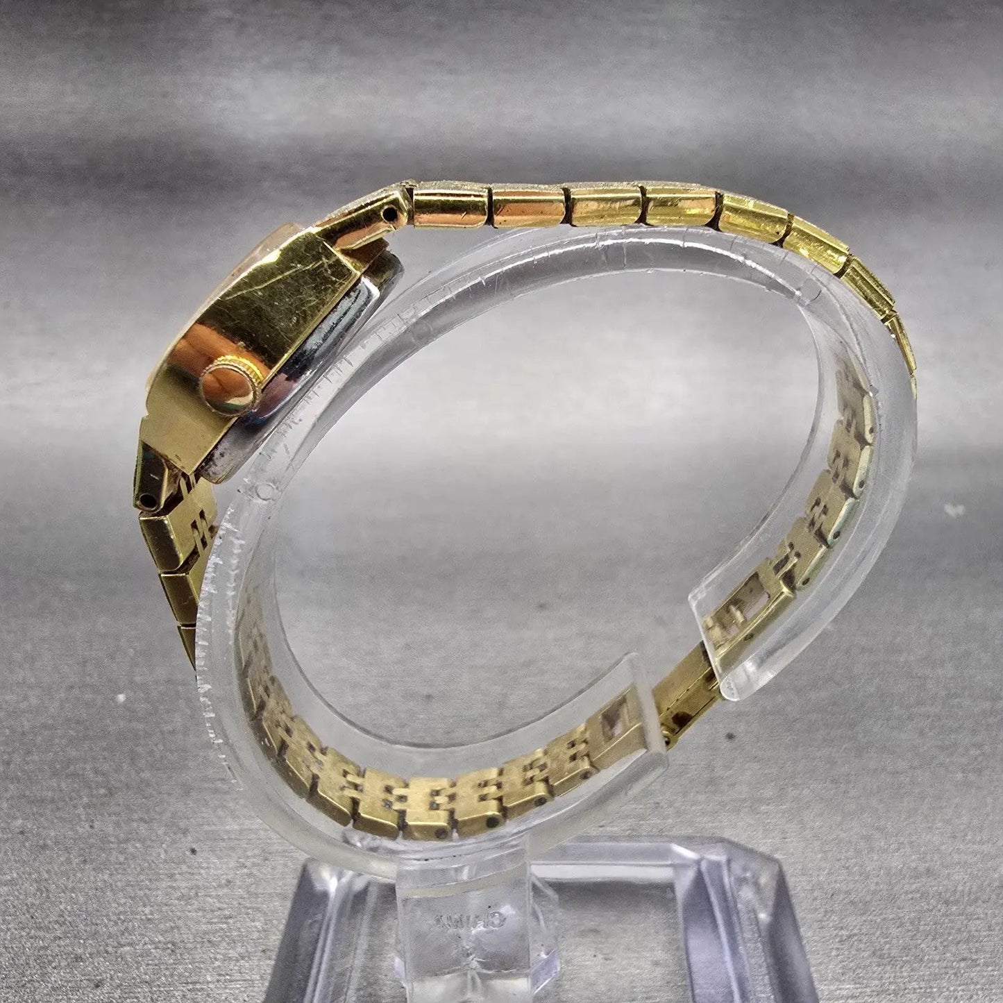 Citizen CQ Watch Women 17mm Champagne Dial Gold Tone Oval 4-153707 New Battery6