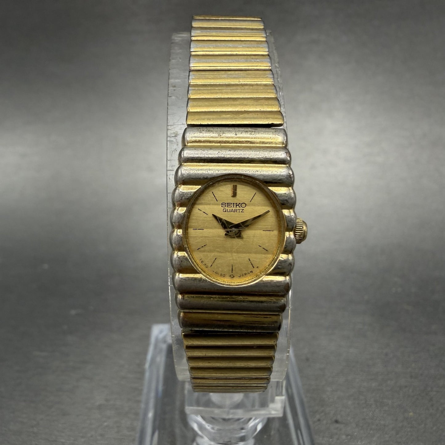 Seiko Watch Women 14mm Champagne Dial Gold Tone Rectangle 1E20-5099 New Battery0