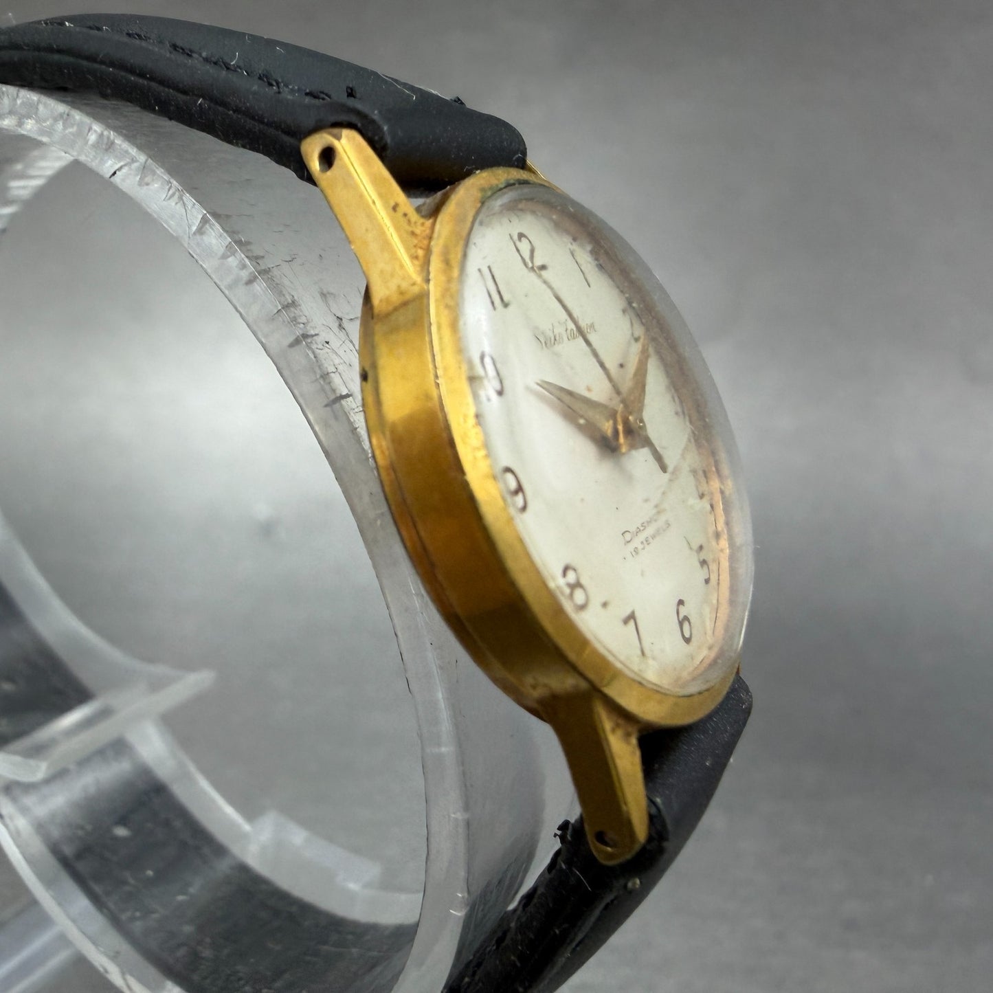 Seiko Fashion Watch Women 24mm Silver Dial Gold Tone Manual Round 5315 Runs VTG3
