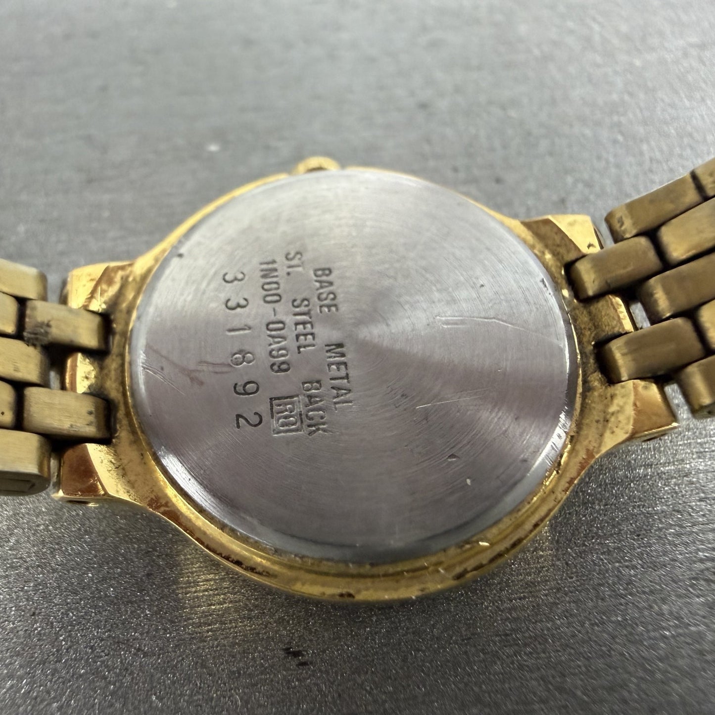 Seiko Watch Women 22mm White Dial Gold Tone Round 1n00-0a99 New Battery ABCD9