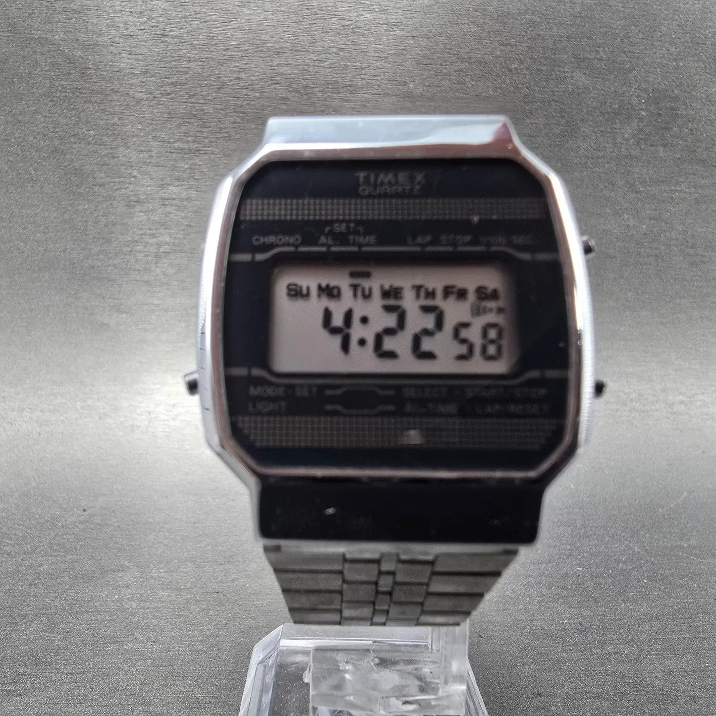 Timex Digital Watch Men 33mm Silver Alarm Chronograph New Battery Vintage5