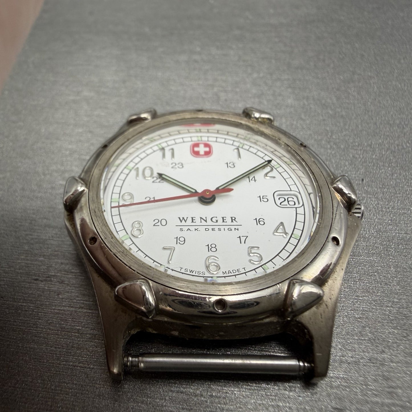Wenger SAK Watch Men 35mm White Dial Steel Date Round Leather Band New BatteryBH2