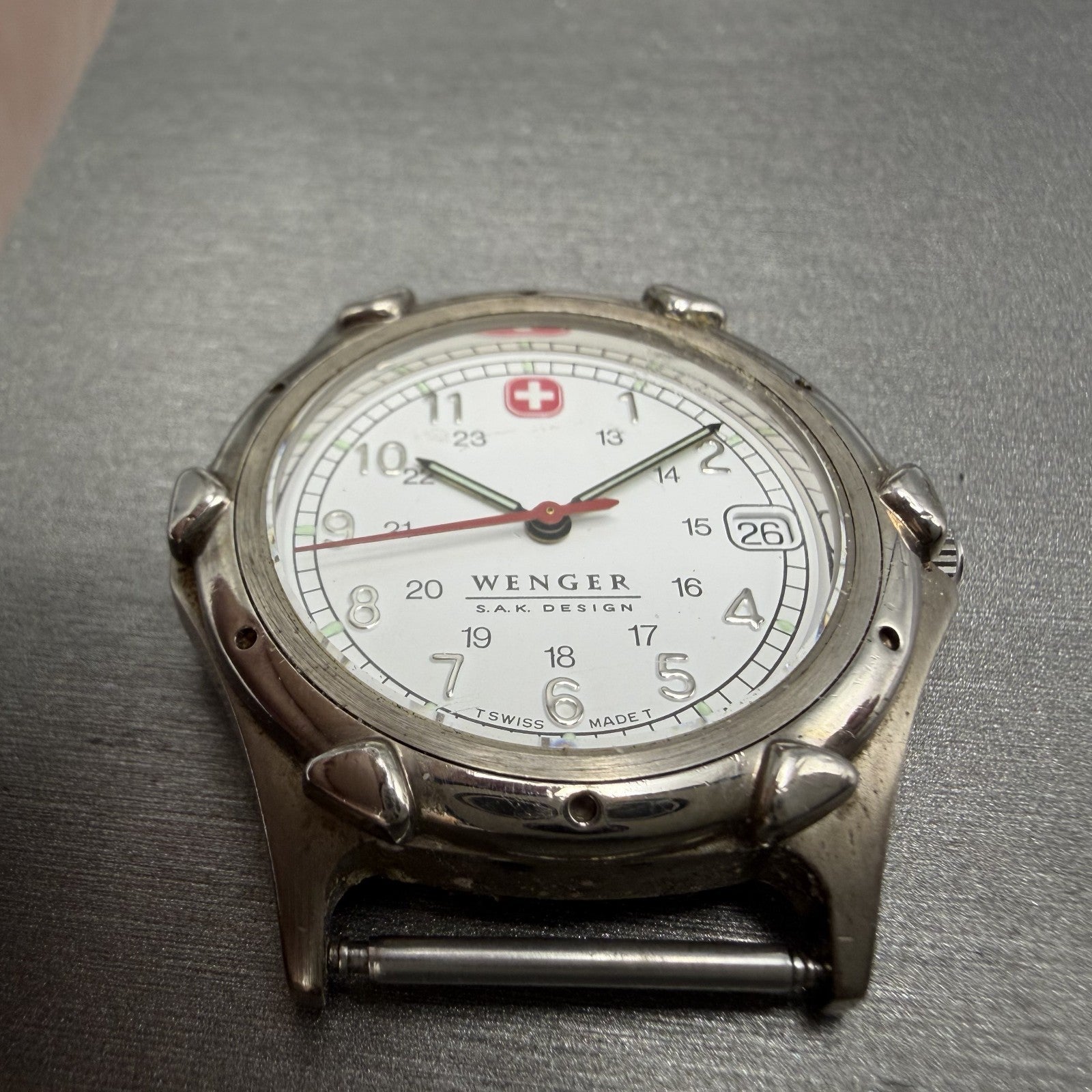 Wenger SAK Watch Men 35mm White Dial Steel Date Round Leather Band New BatteryBH2
