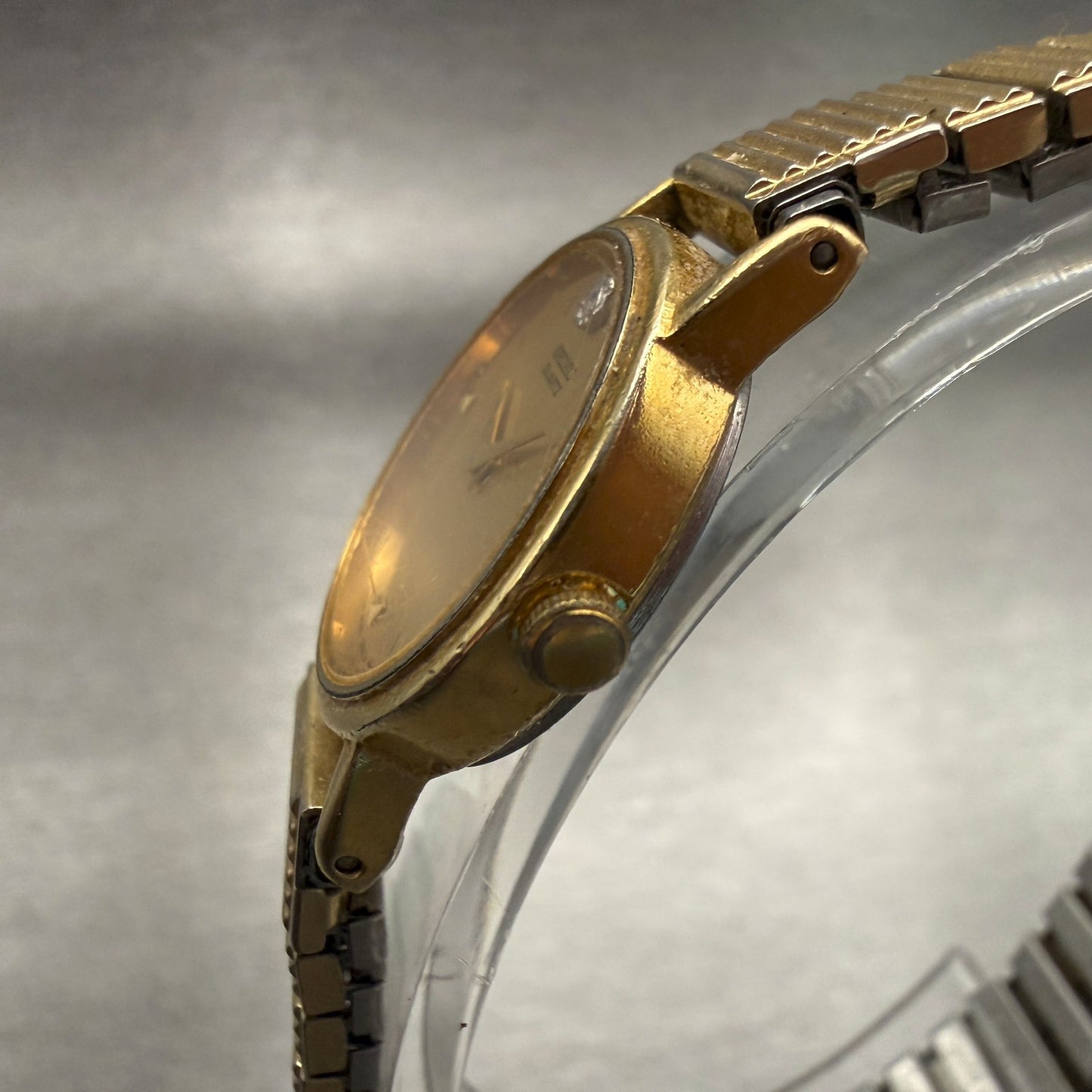 Seiko Watch Women 20mm Gold Dial Gold Tone Round 2C20-0359 Vintage New Battery2