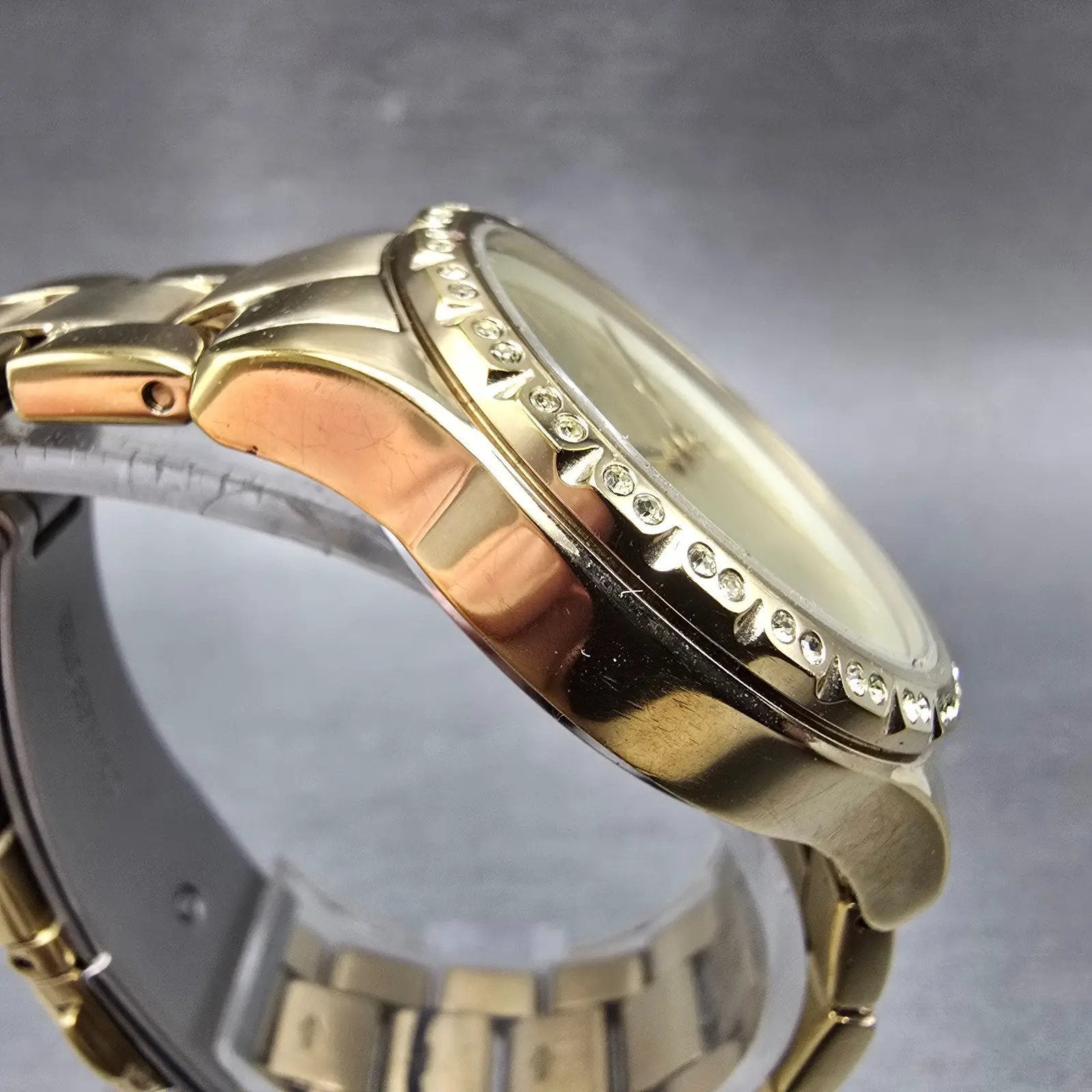 Fossil Watch Women 34mm Champagne Dial Gold Tone Date Round BQ3375 New Battery3