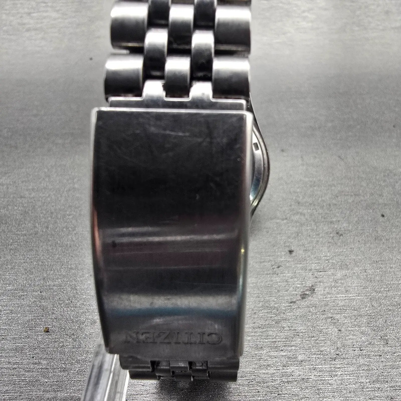 Citizen CQ Watch Men 35mm Gray Dial Silver Tone Daydate 6100-R01037 New Battery7