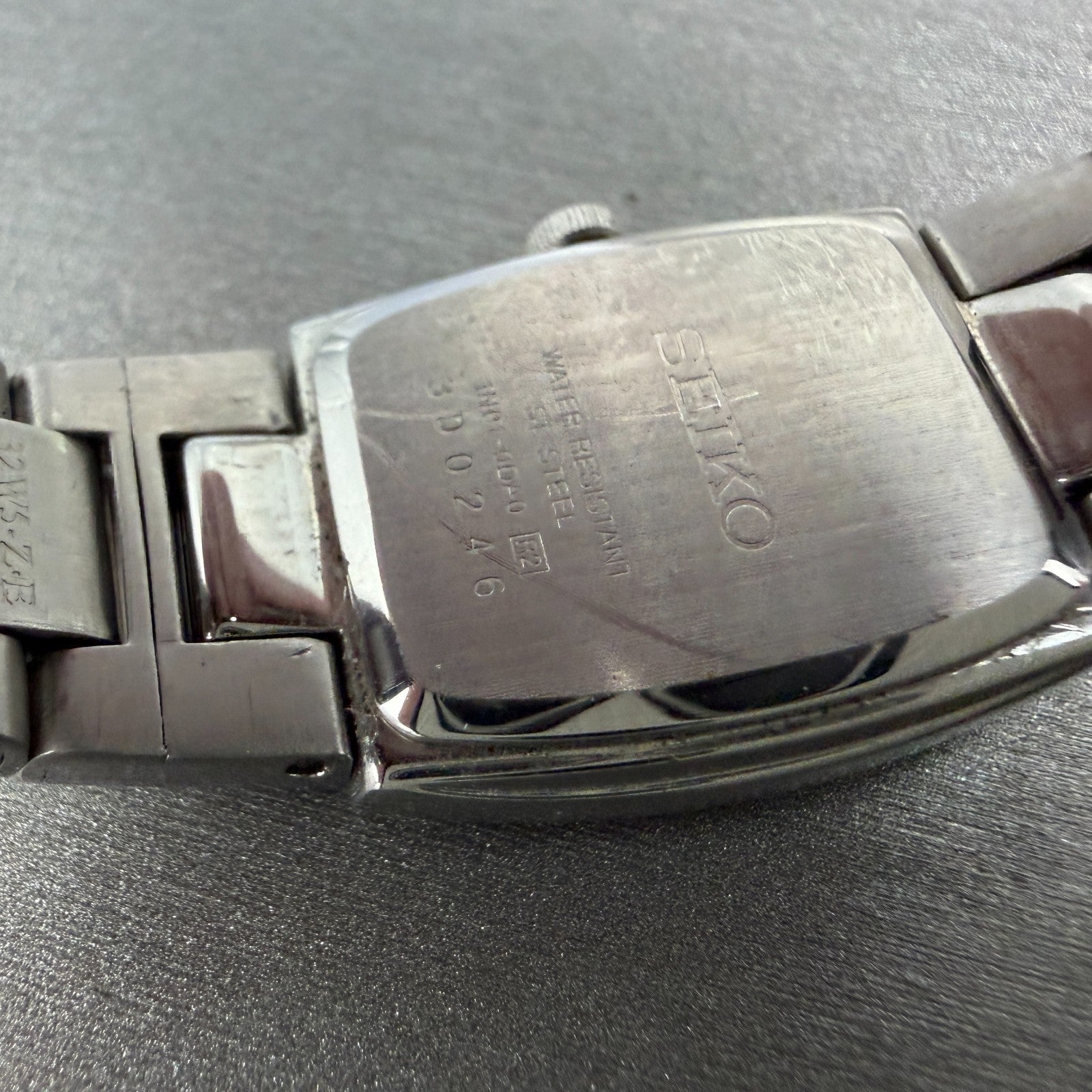 Seiko Tank Watch Women 20mm White Dial Silver Tone Rectangle 1N01-0DA0 New Batt9