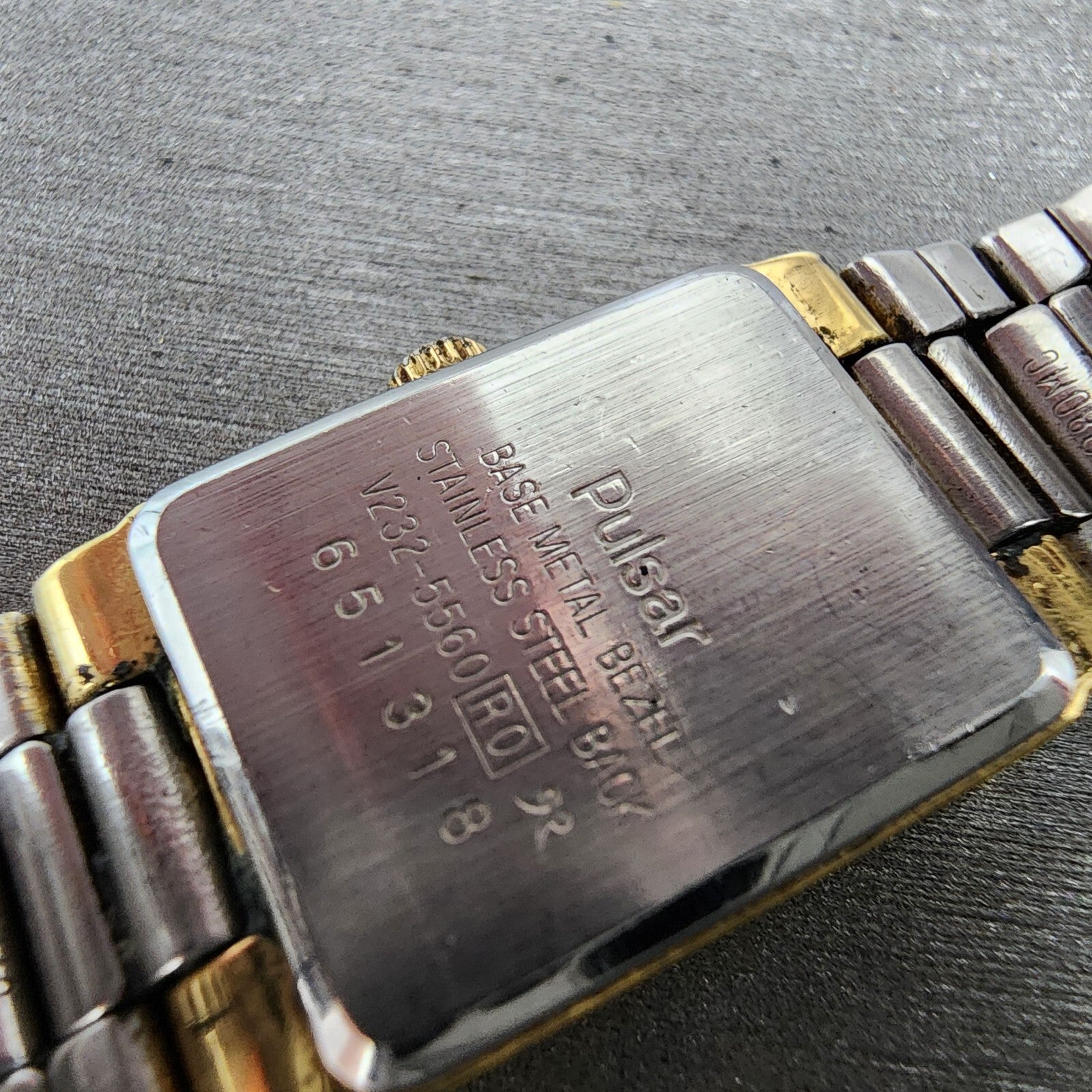 Pulsar Tank Watch Women 17mm Champagne Dial Gold Tone Rectangle New Battery9
