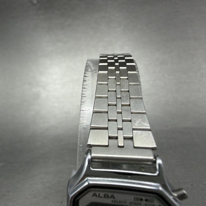 Seiko Alba Digital Watch Women 23mm Silver Tone Alarm Chrono READ!!!! New Batt4