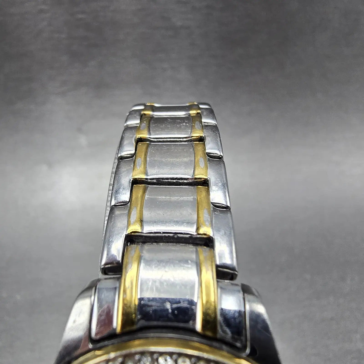 Citizen Eco-Drive Watch Women 30mm Silver Dial Two Tone Date FE1174-50A PARTS5