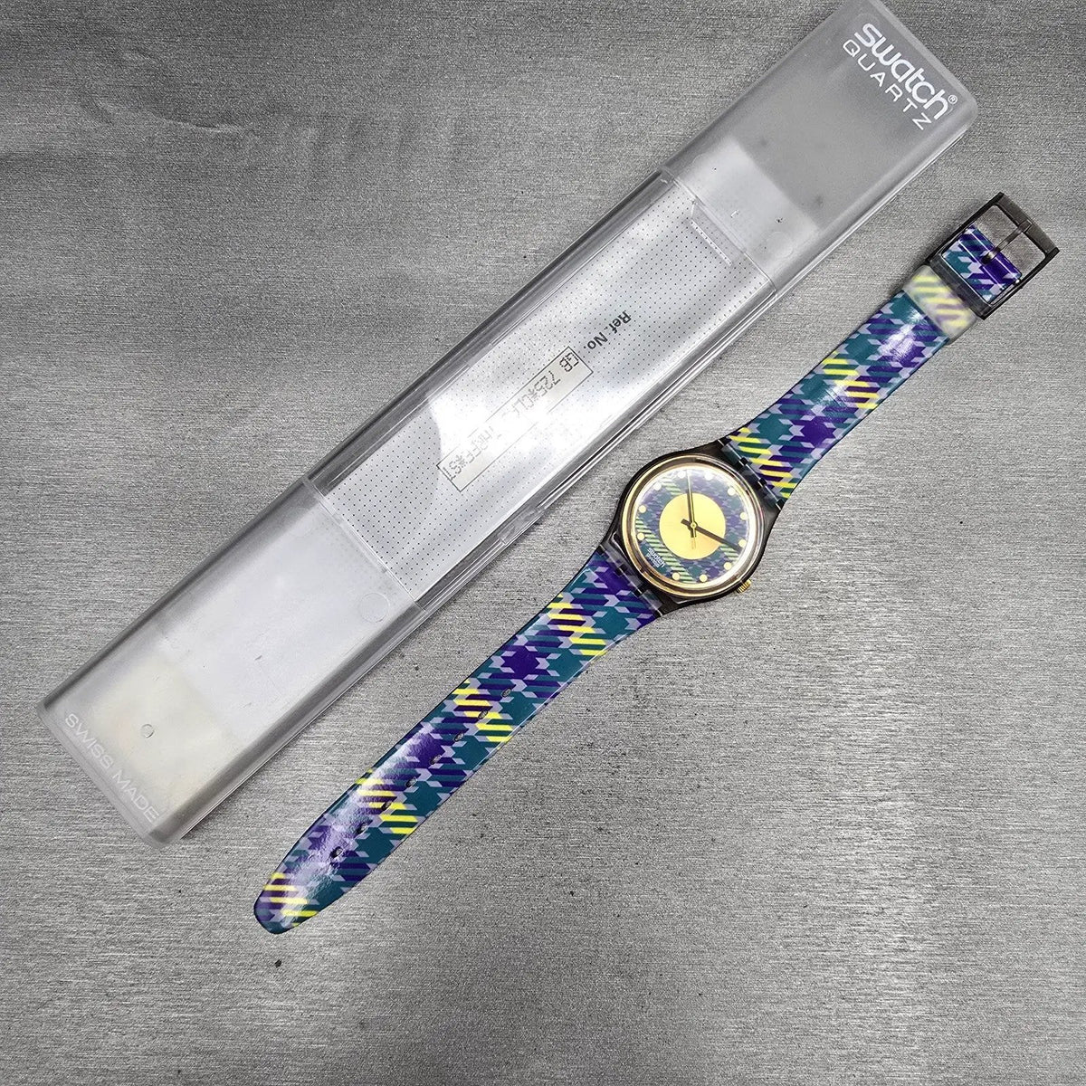 Swatch Tailleur Watch Men 34mm Gold Dial Gray Case Round GM109 New Battery NOS15