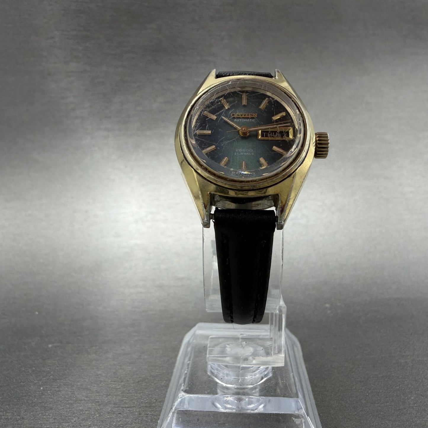 Citizen Watch Women 25mm Green Dial Gold Tone Daydate Round 4-661117 Runs5