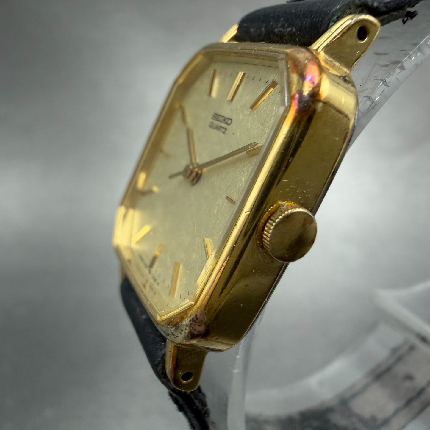 Seiko Watch Women 21mm Champagne Dial gold Tone Octagon 1421-5730 New Battery2