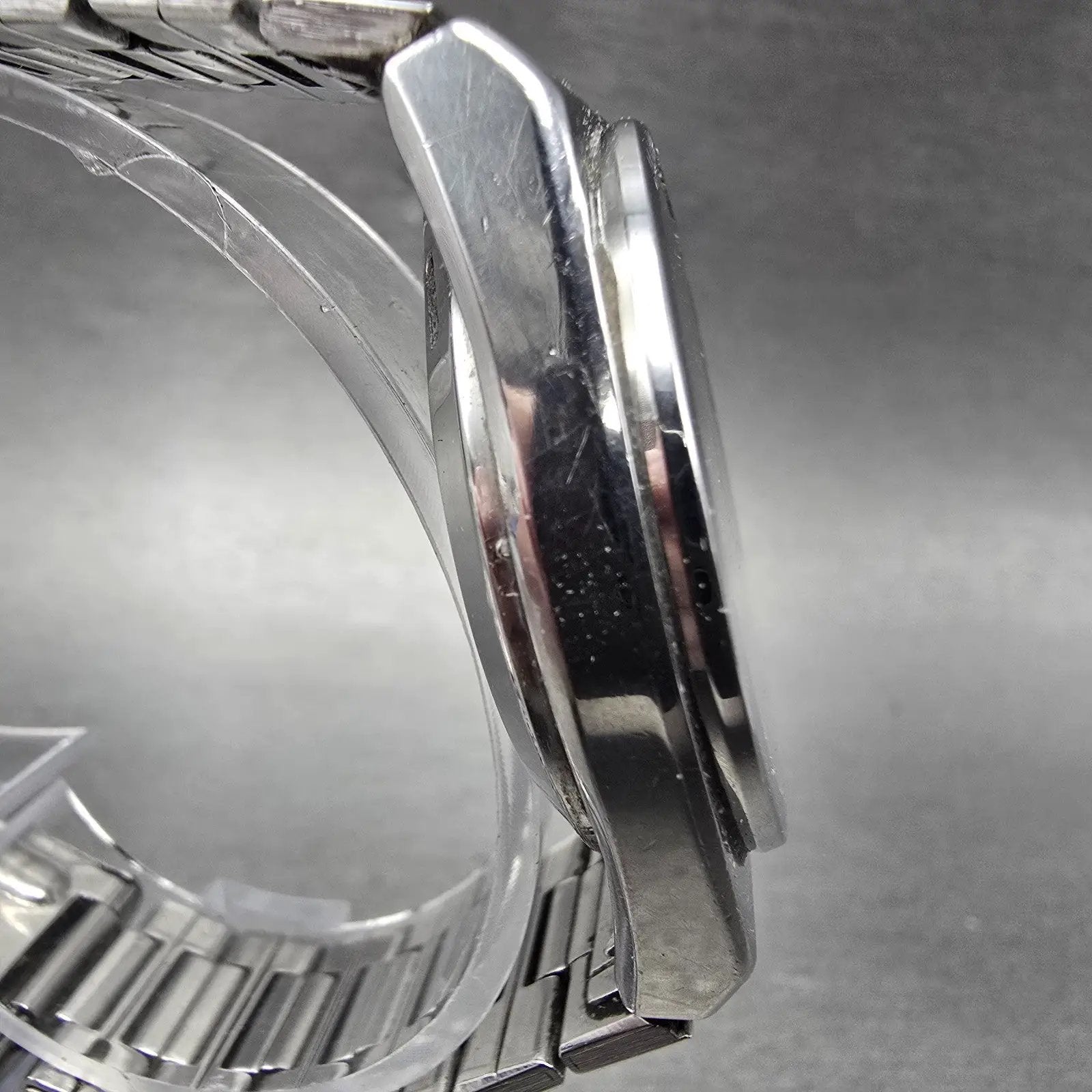 Seiko SQ Alarm Watch Men 36mm Black Dial Silver Tone Daydate 7223-6019 New BattL3