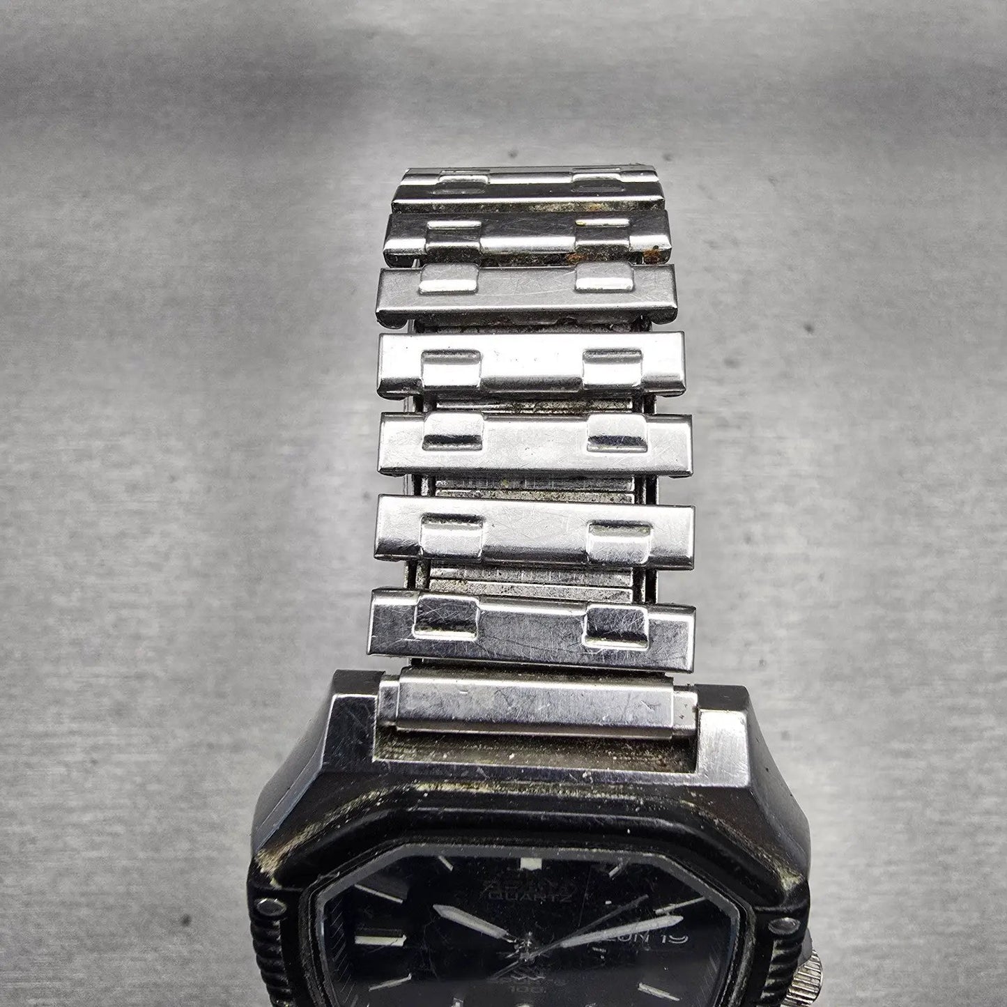Seiko Sports 100 Watch Men 37mm Black Dial Silver Tone Daydate 6923-5079 New Bat4