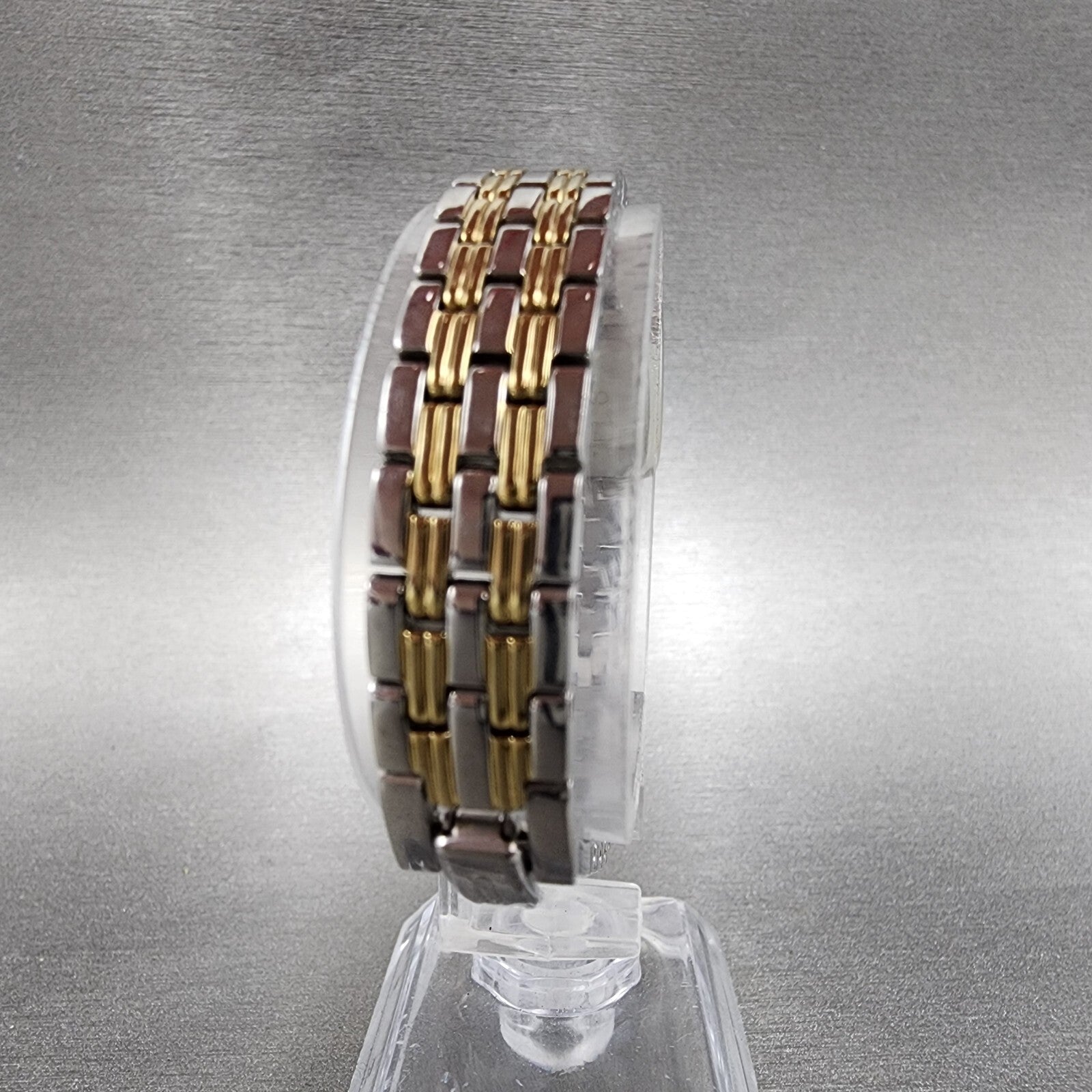 Seiko Watch Women 16mm White Dial Two Tone Rectangle 1N010FH0 New Battery7