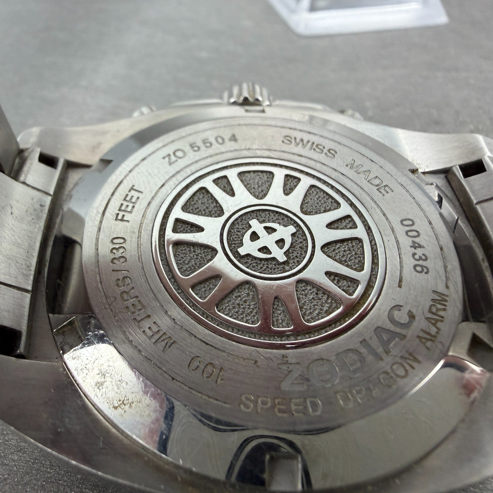 Zodiac Speed Dragon Chrono Watch Men 43mm Black Dial Steel Alarm Date New Batt9
