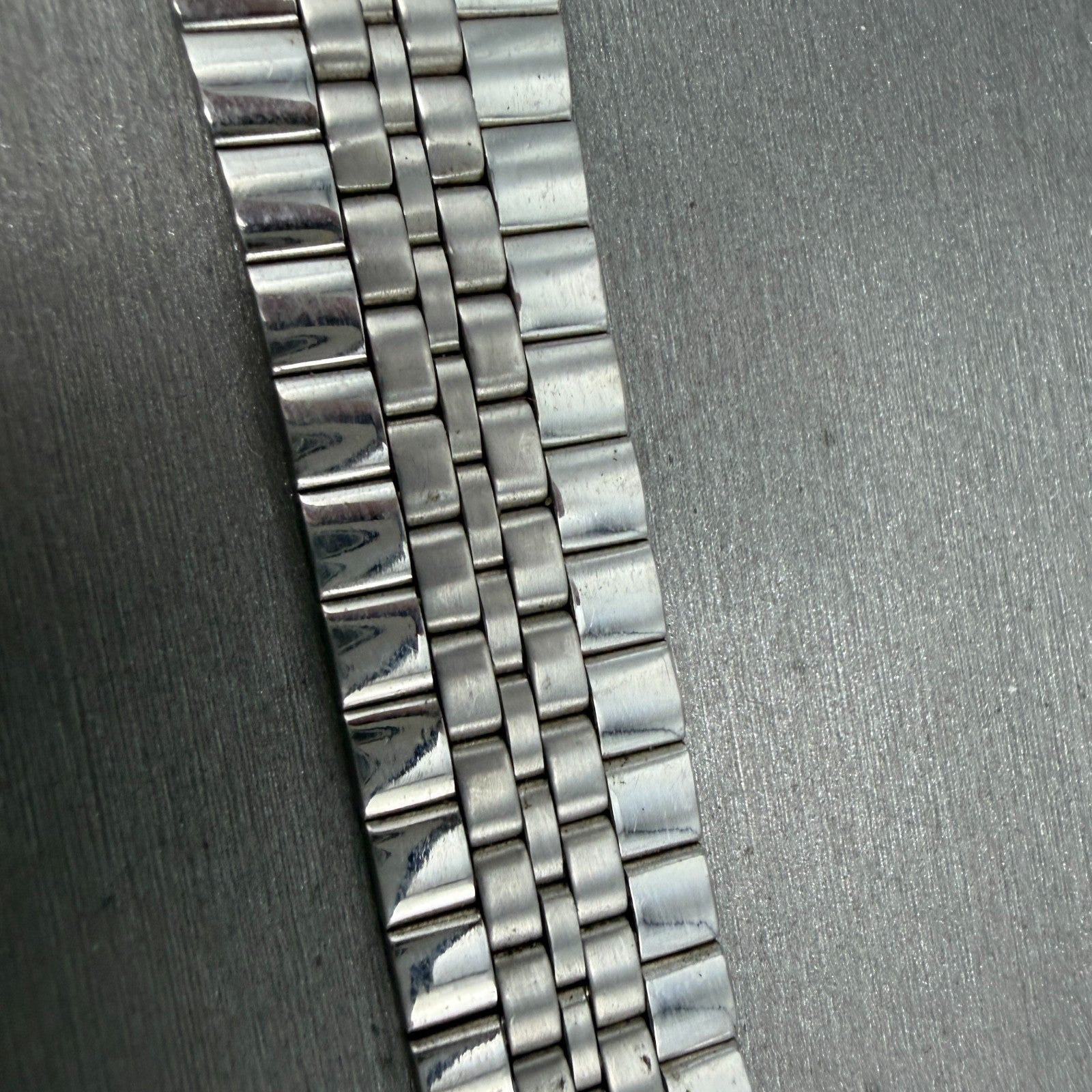 Seiko SQ Bracelet 20mm Stainless Steel Silver Tone Tri Folding Clasp VTG Japan6