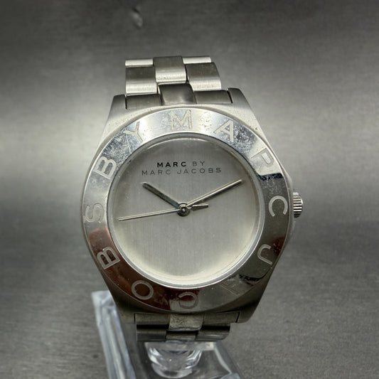 Marc Jacobs Blade Watch Women 36mm Silver Dial Stainless Steel Round New Battery0