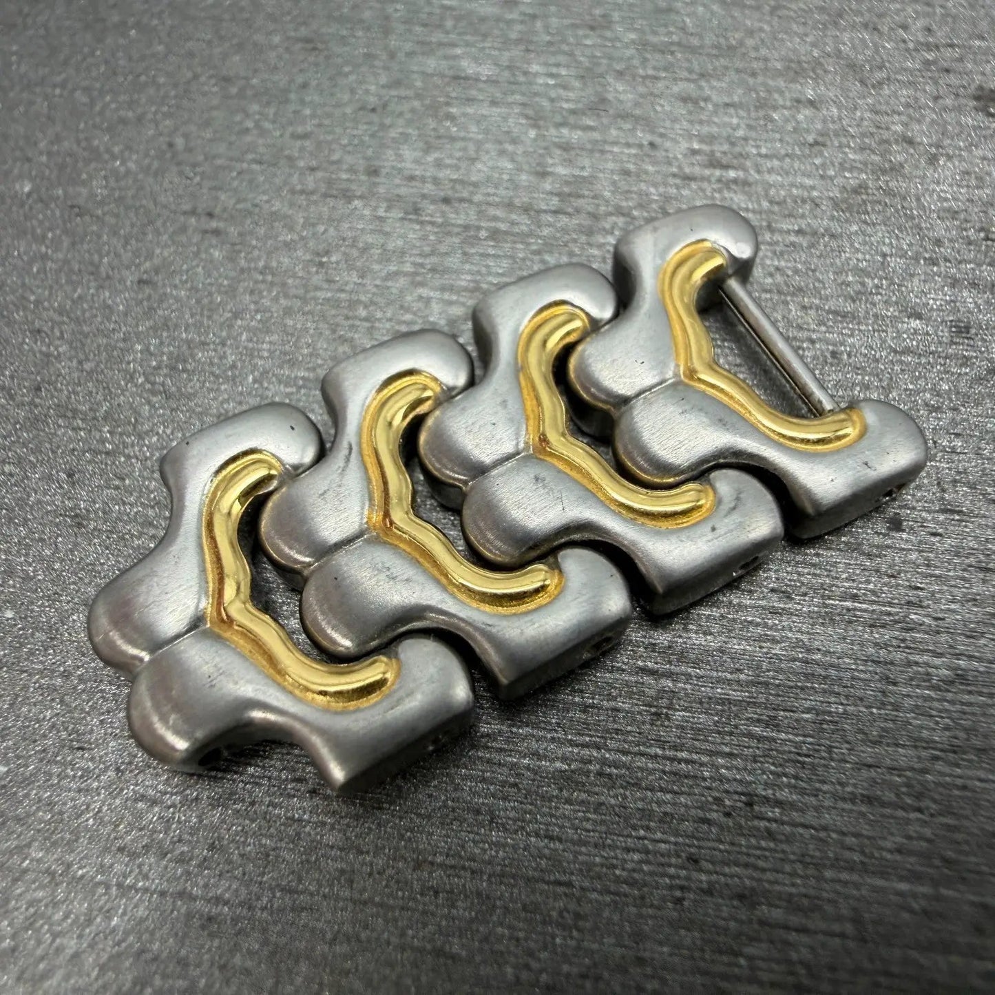 48018772