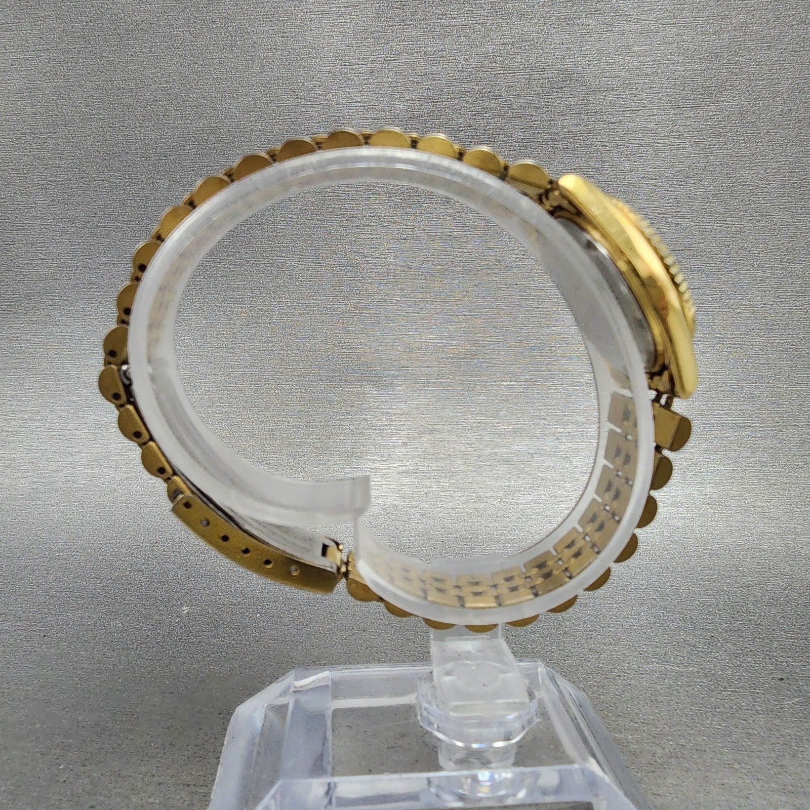 Seiko SQ Watch Women 24mm Gold Dial Gold Tone Daydate 24mm Round New Battery NBG8