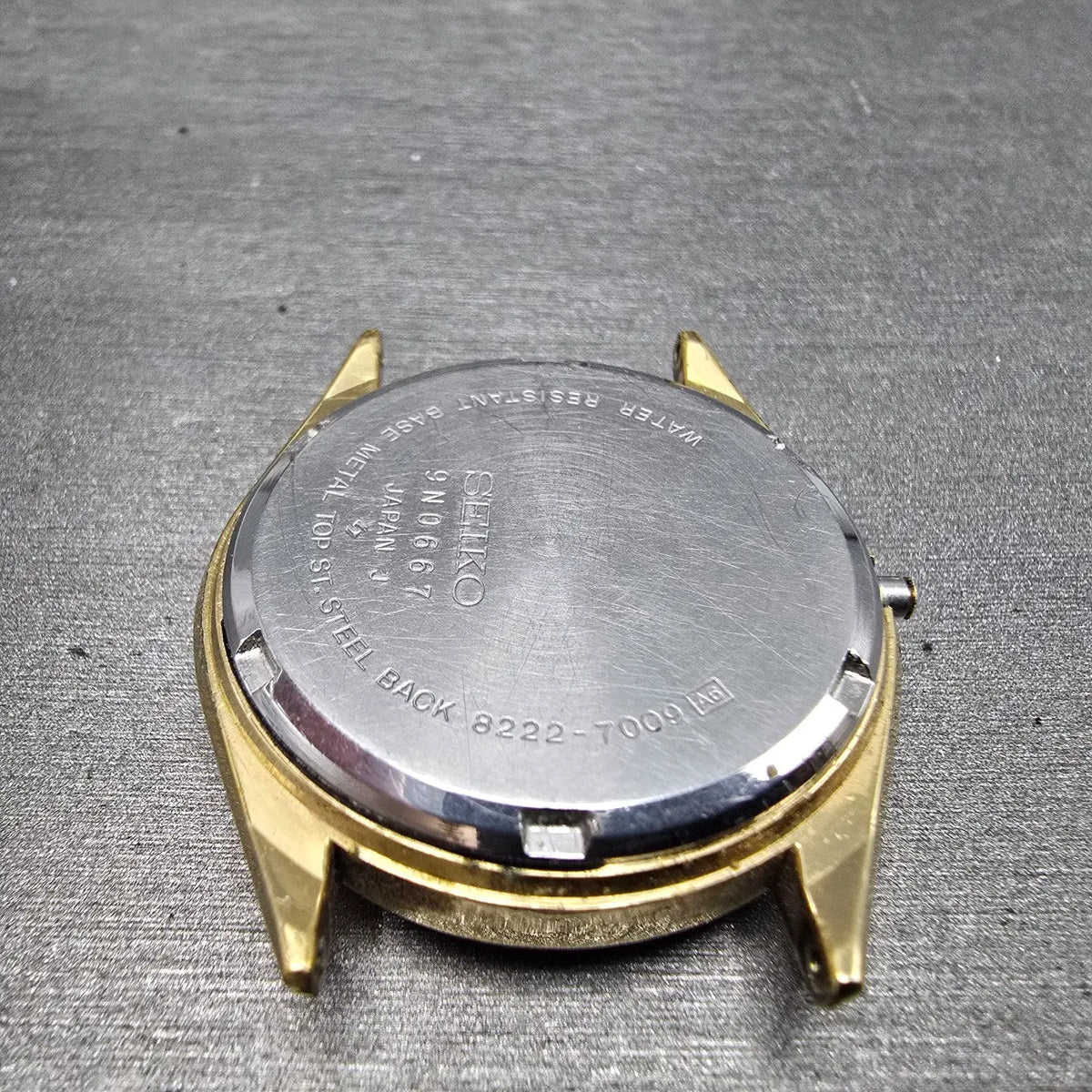 Seiko 8222 Quartz Movement Works Date W/ Dial Hands Case Vintage10
