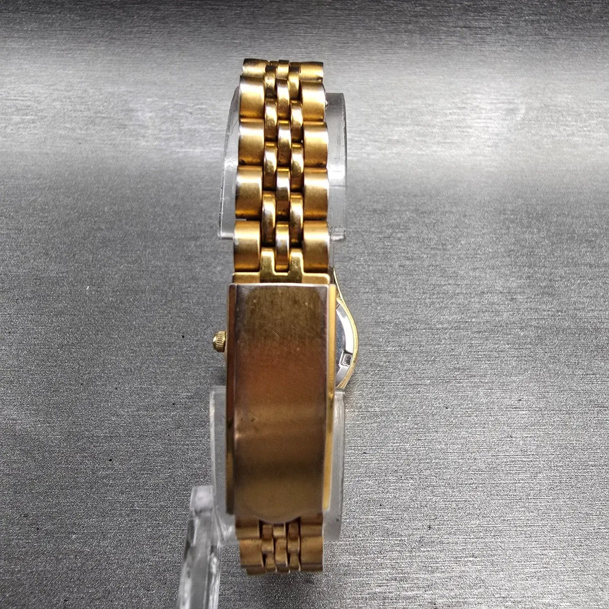 Citizen CQ Watch Women 25mm Champagne Dial Gold Tone Daydate 2000-201566 New Bat7
