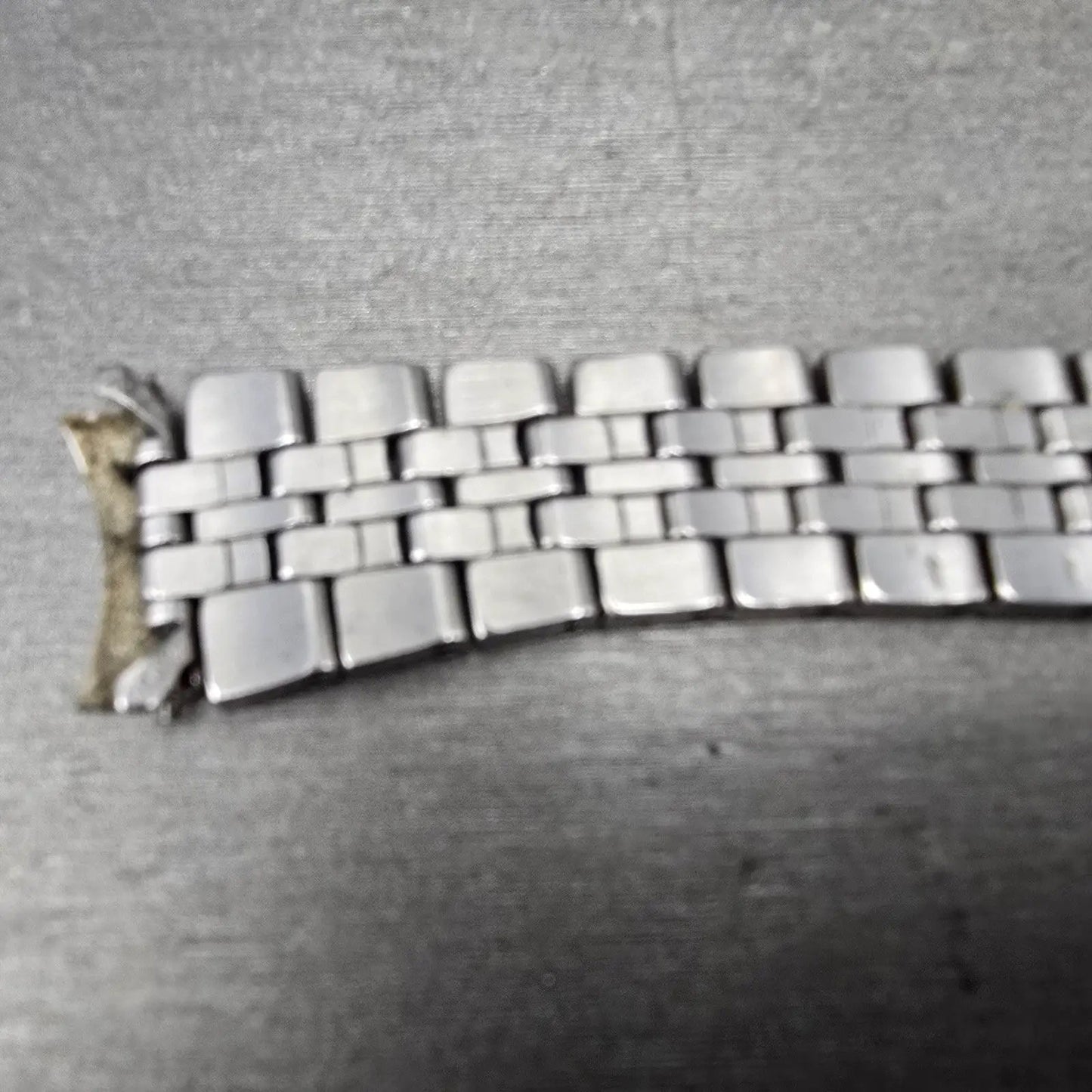 Seiko Bracelet 18mm Stainless Steel Two Tone Tri Folding Clasp VTG Japan 4A4K2C110