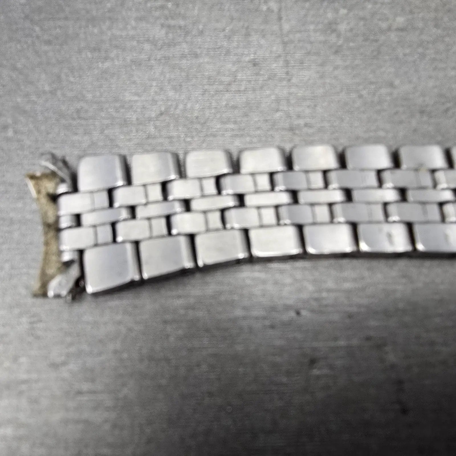 Seiko Bracelet 18mm Stainless Steel Two Tone Tri Folding Clasp VTG Japan 4A4K2C110