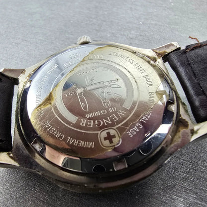 Wenger SMT Design Watch Men 40mm Black Dial Silver Tone Round 096.0685 PARTS JK10