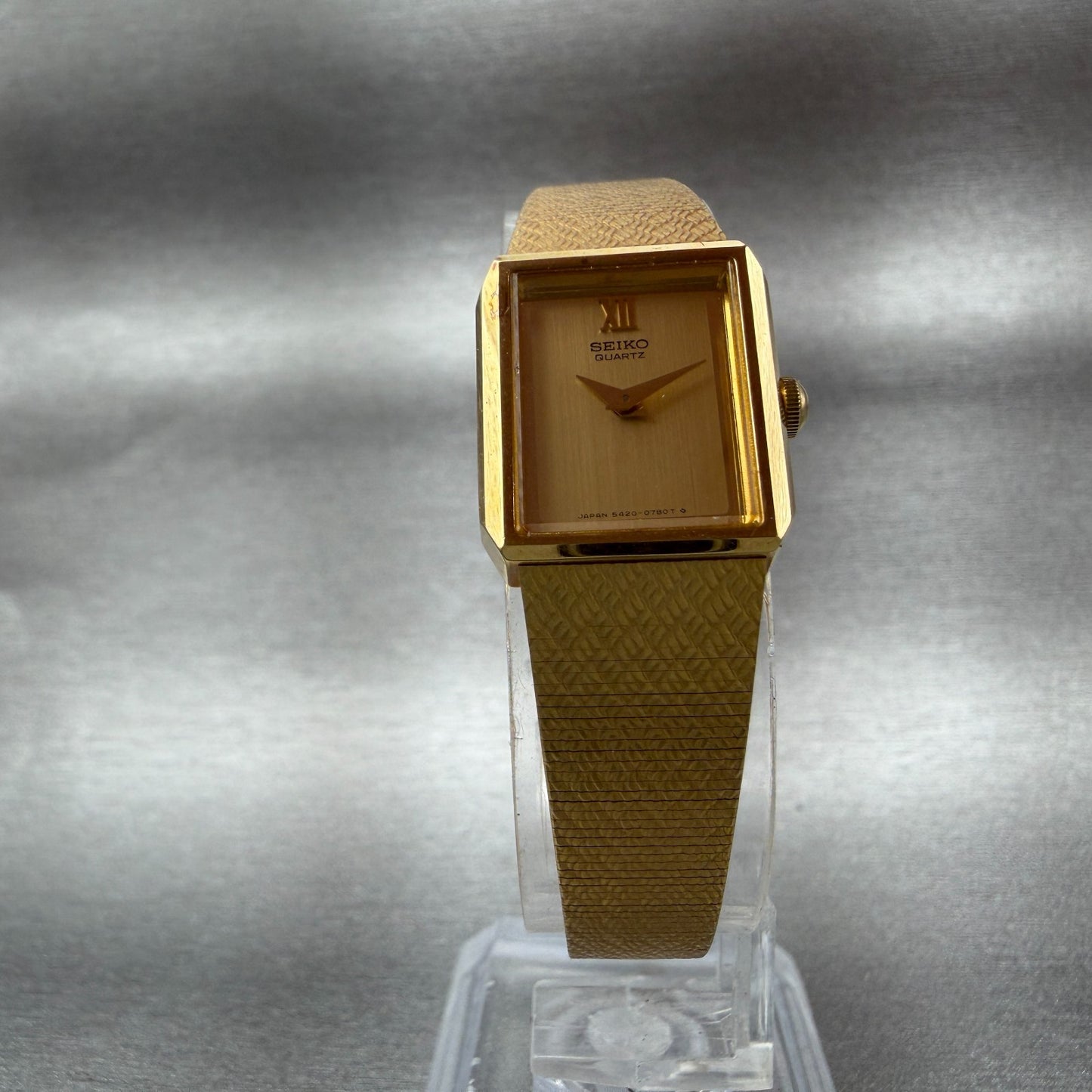 Seiko Tank Watch Women 17mm Champagne Dial Gold Tone 54205399 New Battery NOS5
