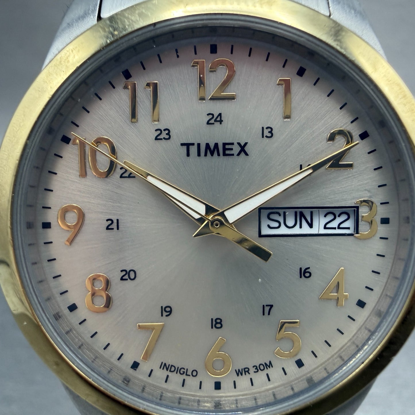 Timex Easy Reader Watch Men 36mm Silver Dial Two Tone Daydate Round New Battery1
