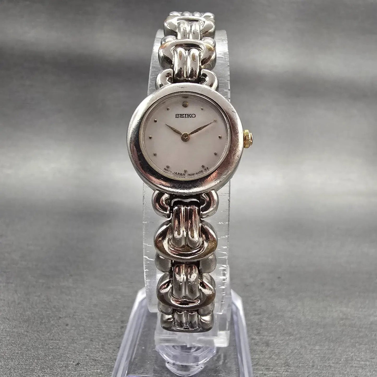 Seiko Watch Women 19mm White Dial Silver Two Round 1N00-1A39 New Battery VTG5