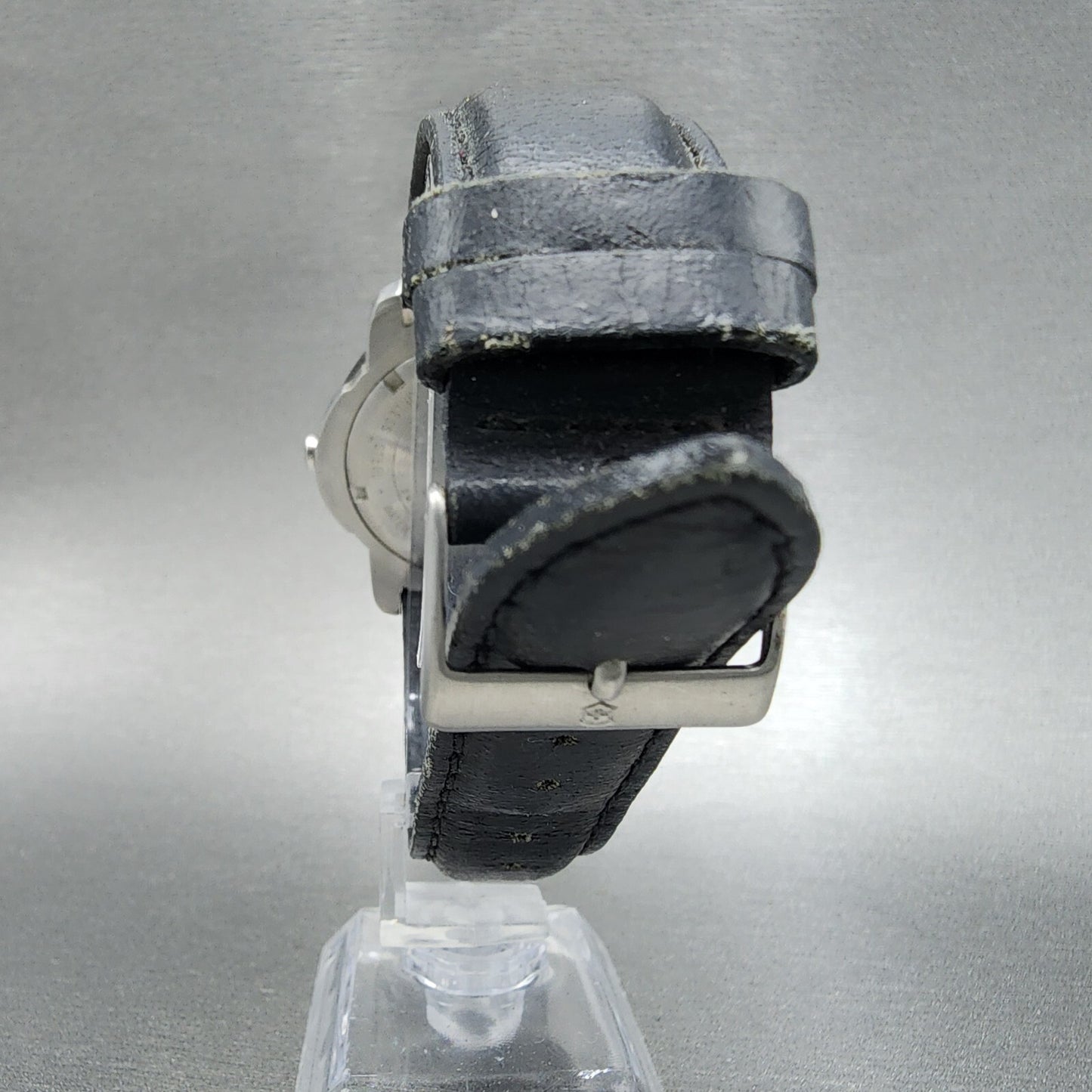 Victorinox Swiss Army Original SAI Watch Men 38mm White Dial Silver Tone Date