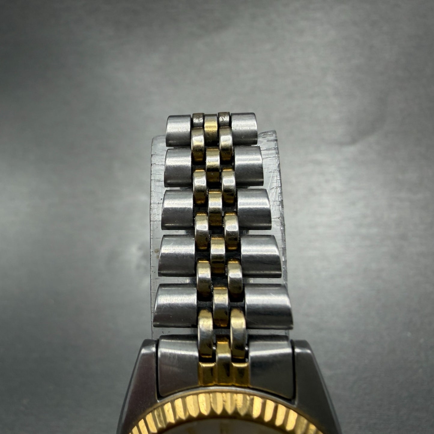 Seiko Watch Women 25mm White Dial Two Tone Daydate Round 7n83-0041 New Batt HN64