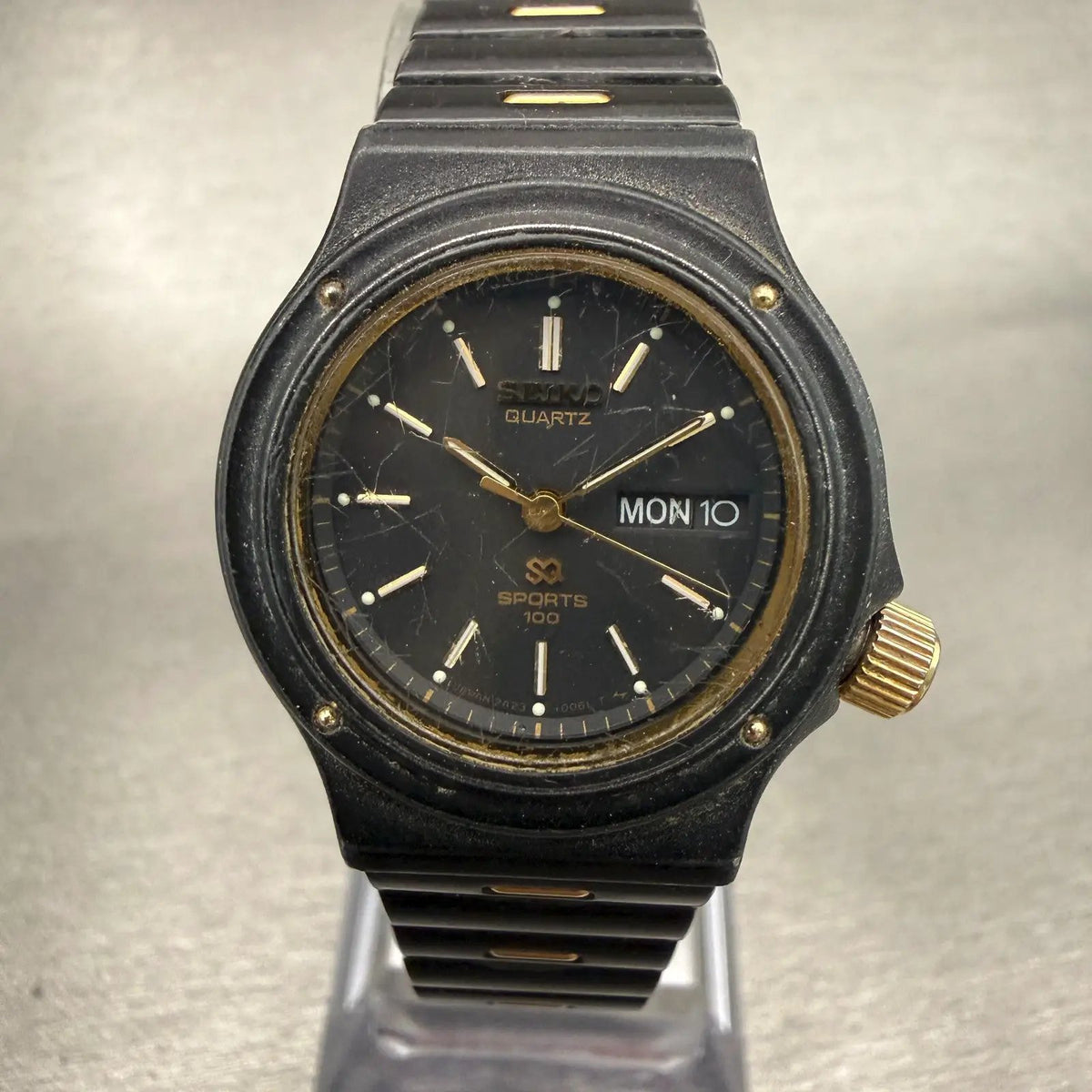 48304879