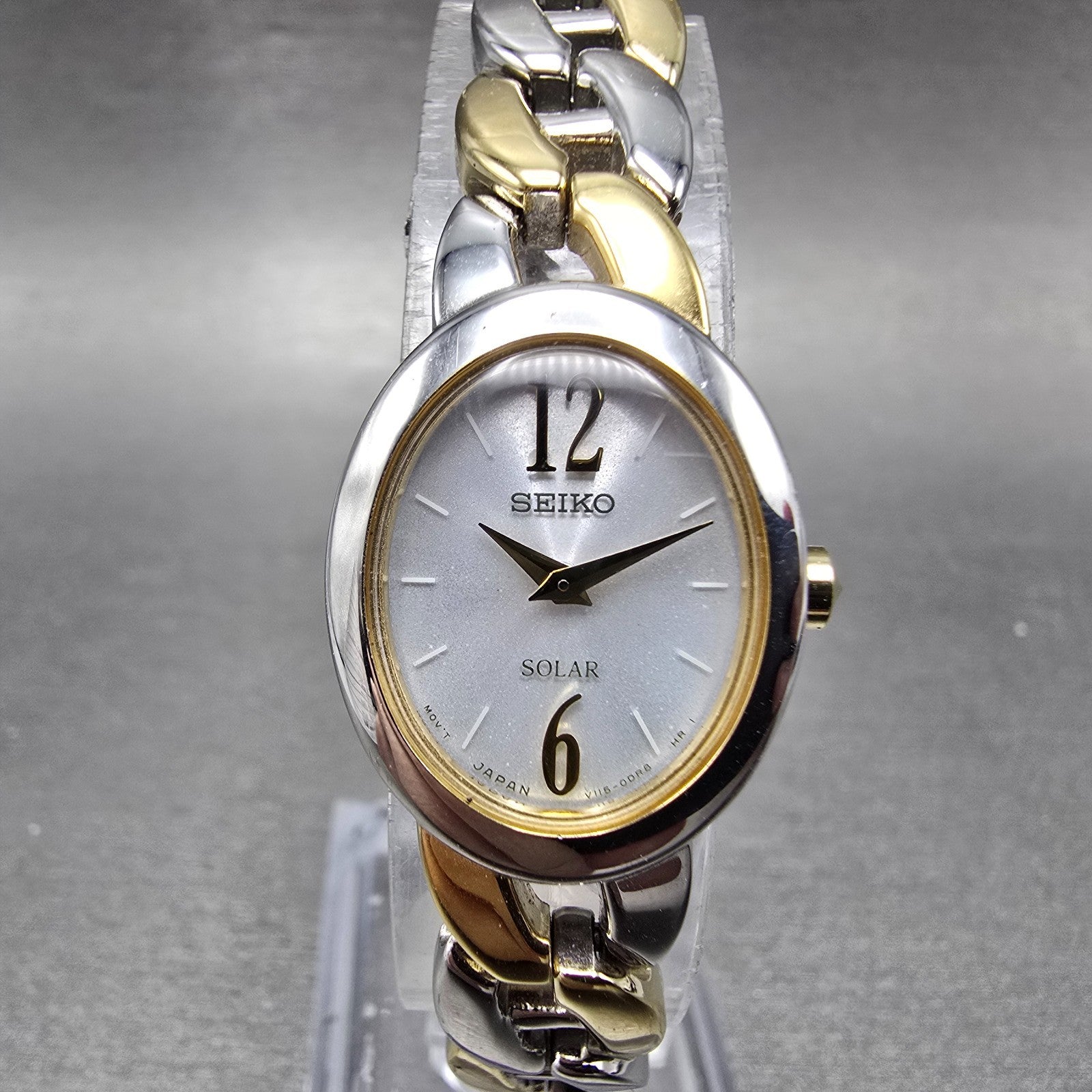 Seiko Solar Watch Women 19mm Silver Dial Two Tone Oval V115-0BY0 Runs0