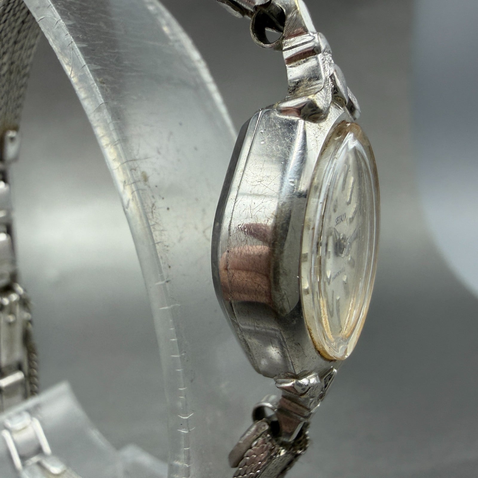 Seiko Watch Women 17mm Silver Dial Silver Tone Oval Manual 21-7320 Runs Vintage3