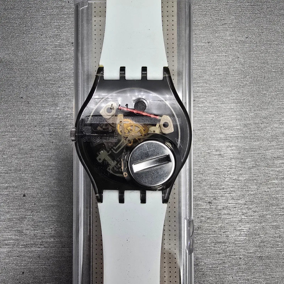 Swatch Le Poème Watch Men 34mm Silver Dial Black Case GM123 New Battery NOS8