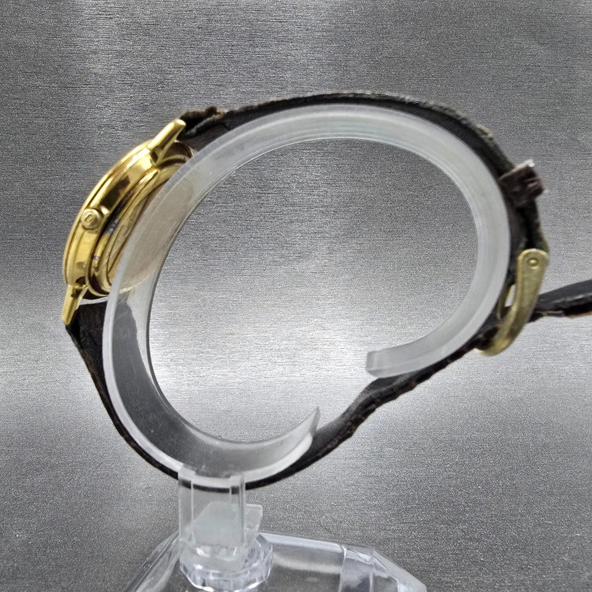 Gucci 3000M Watch Men 33mm Gold Dial Gold Plated Round VTG Swiss PARTS7
