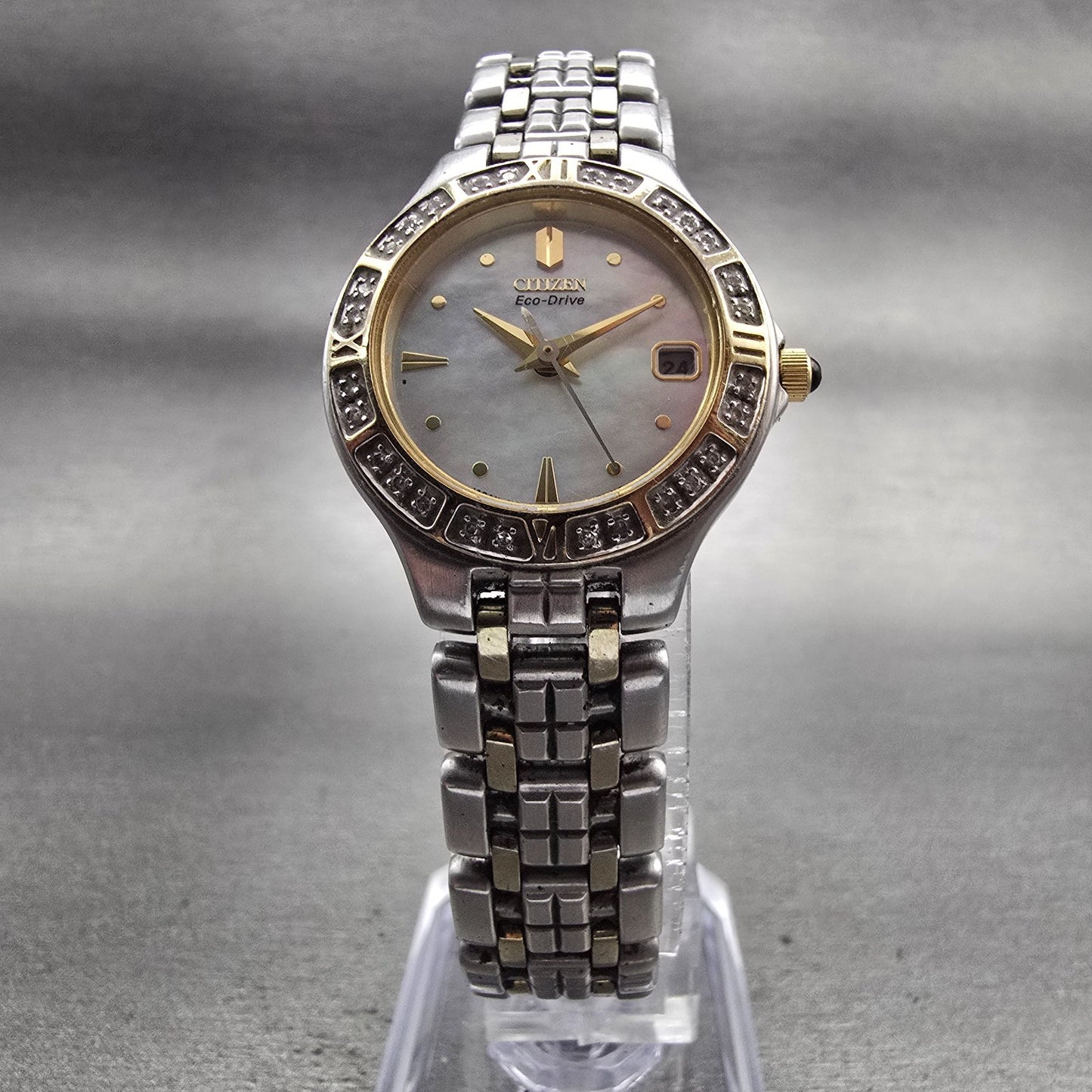 Citizen Eco-Drive Watch Women 25mm MOP Dial Two Tone Date Diamonds E011 Works5