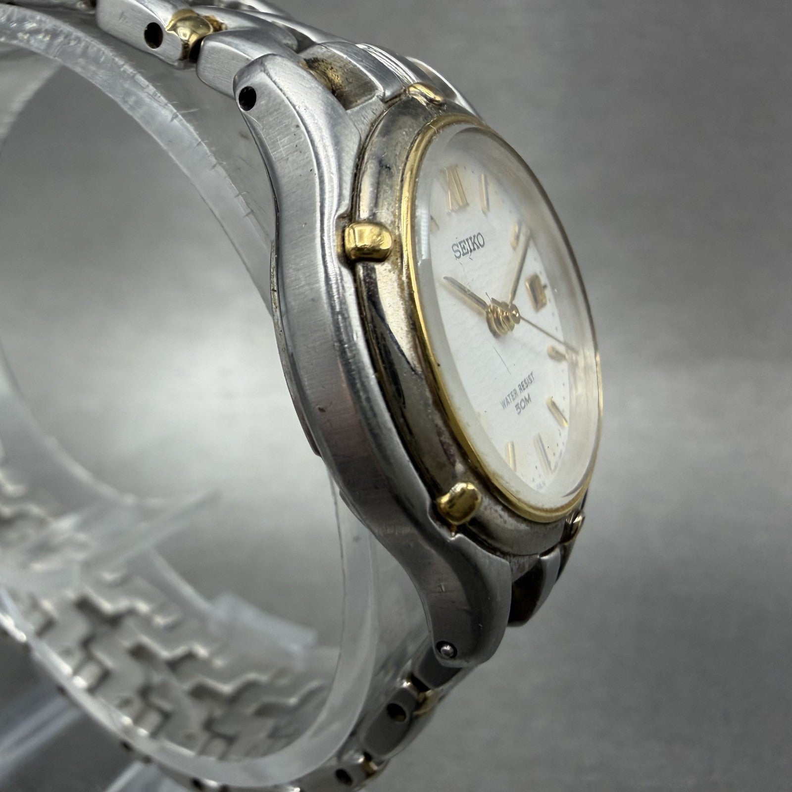 Seiko Watch Women 26mm White Dial Two Tone Date Round 7n82-0599 New Battery JKGL3